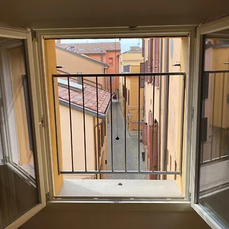 Dal Teatro - Centro * إيمولا