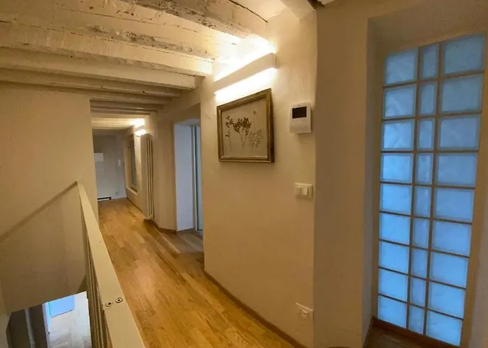 Via Aemilia - Centro Apartman